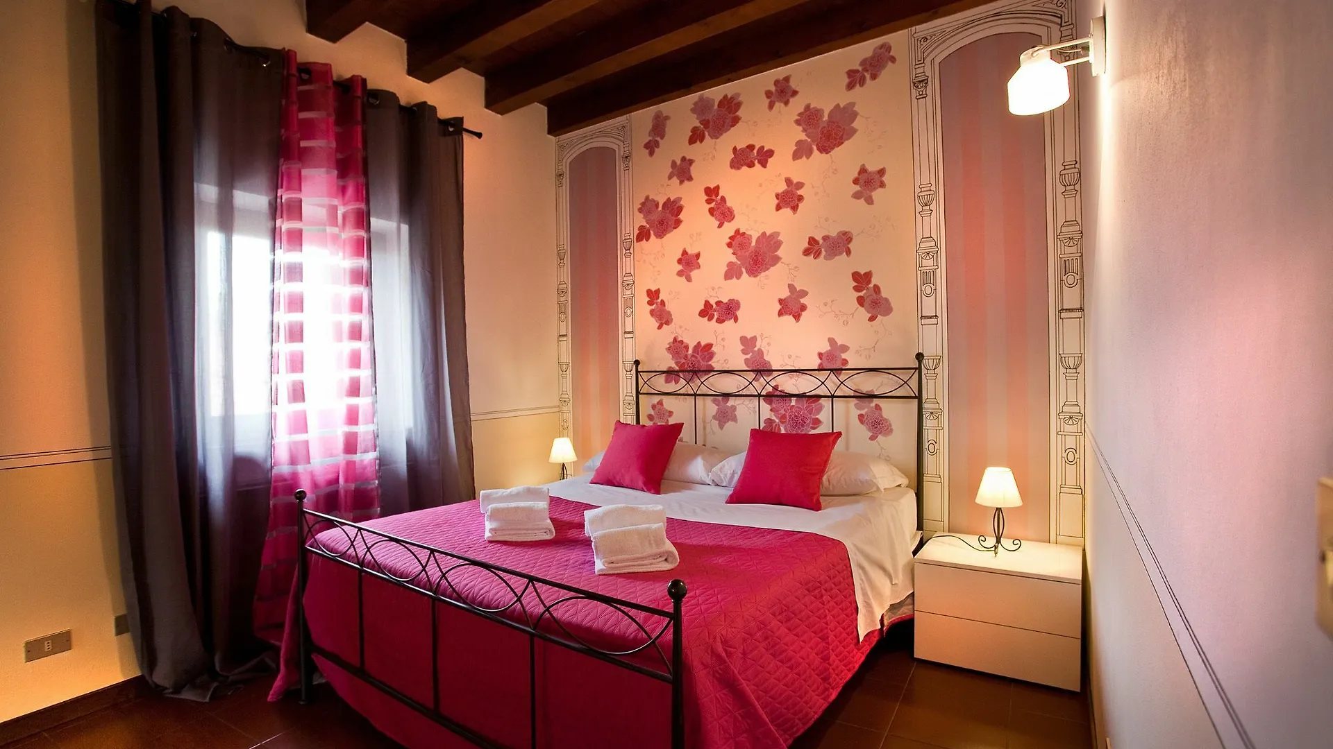 Verona For Rent Attico Arena Apartment Italy