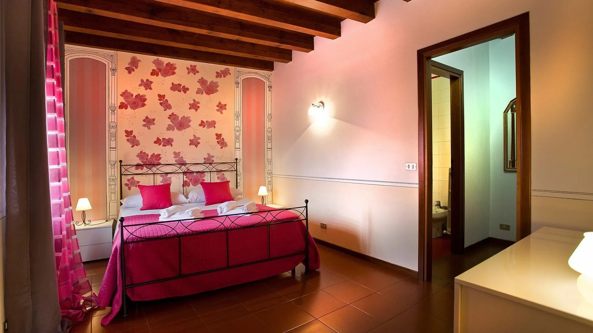 Verona For Rent Attico Arena Apartment